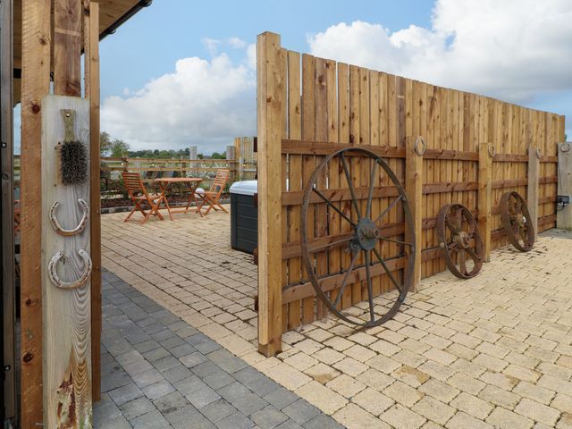 The Stable - 1162009 - photo 3