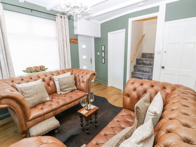 64 Front Street - 1162446 - photo 5
