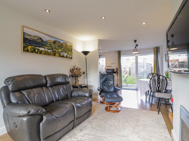 25 Resbury Close - 1162548 - photo 5