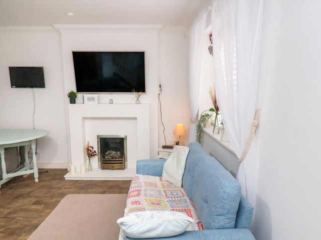 1 Johnson's Yard - 1162586 - photo 4