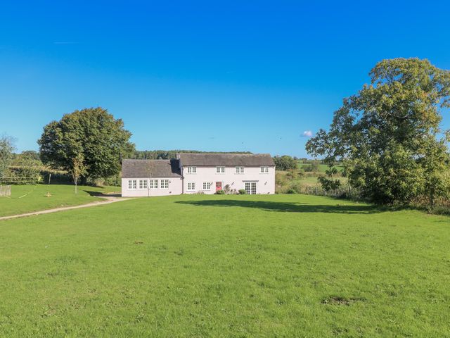 A house with a garden at Gapstile in Abbots Bromley
