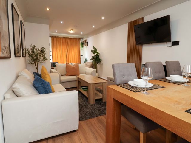 Steam and Stay @ Hoole - 1163861 - photo 3