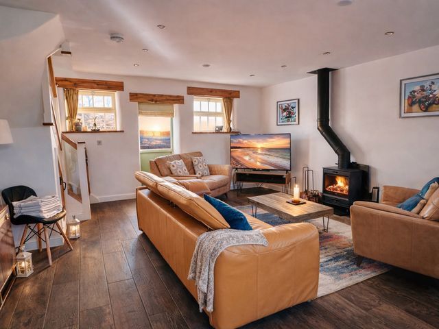 Pastures Barn - 1164378 - photo 4