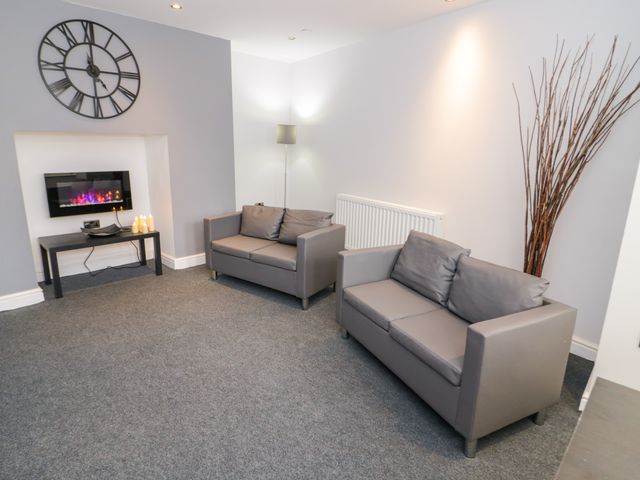 Apartment 1 - 1164467 - photo 3