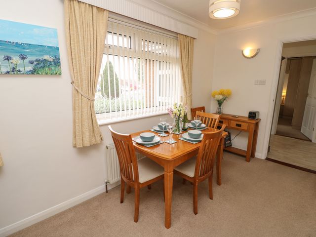 14 Orchard Road - 1164526 - photo 5