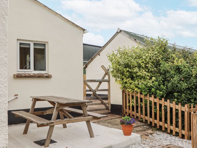 Aunty Junes Cottage - 1165070 - photo 3