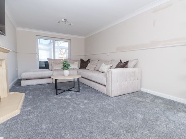9 Beckett Close - 1165074 - photo 5