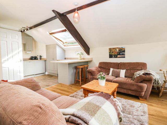 2 Bakers Yard - 1165119 - photo 4