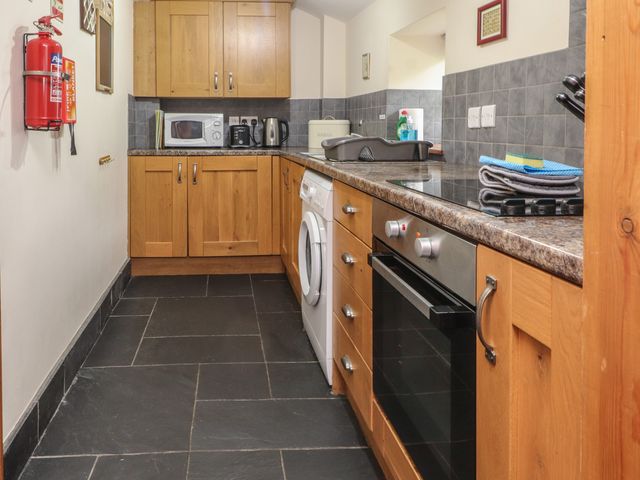 Ty  Llewelyn - 1165371 - photo 5