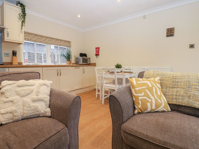 Walworth Castle Holiday Cottage - 1165776 - photo 4