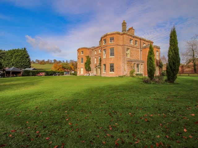 Caynham Court - 1166046 - photo 2