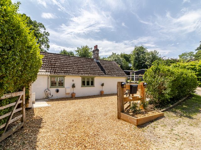 Stable Cottage - 1166063 - photo 1 