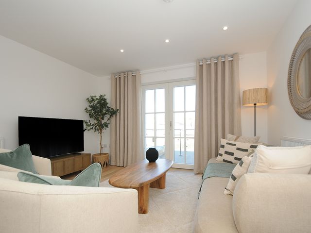 Wharfside - 1166091 - photo 3