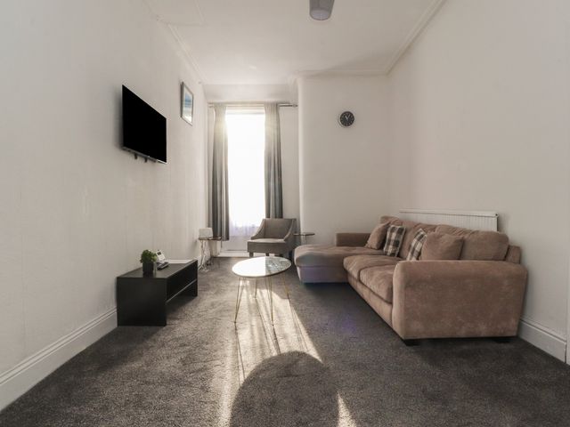 21 Eaves Street - 1166413 - photo 2