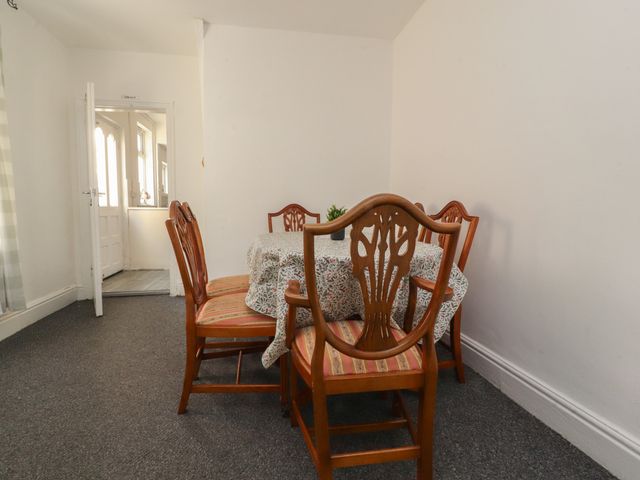 21 Eaves Street - 1166413 - photo 5