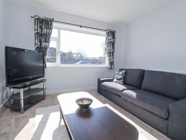 38 Clive Avenue - 1166448 - photo 5