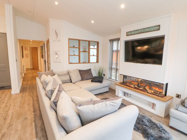 12A Lake Escape - 1166974 - photo 4