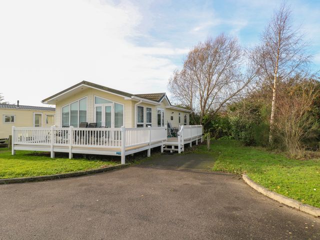 3 Bure Close - 1167293 - photo 2