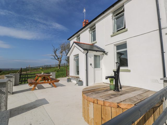 Llanwern Farm - 1167565 - photo 2
