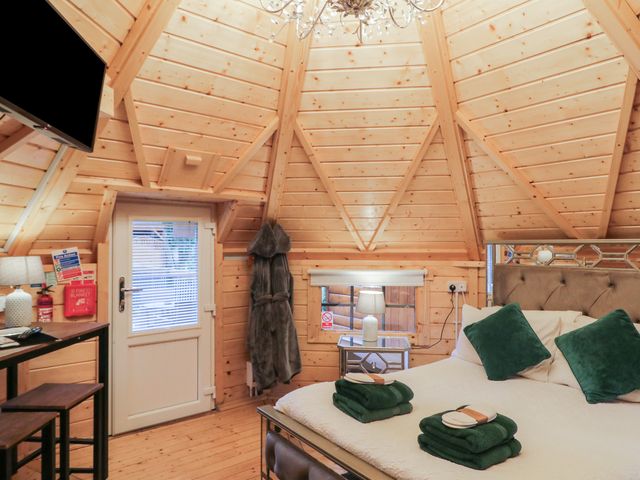 Hexagon Hut - 1167675 - photo 4