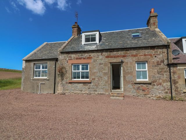 A house with windows and a door at No 6 - 2 bed Haddington