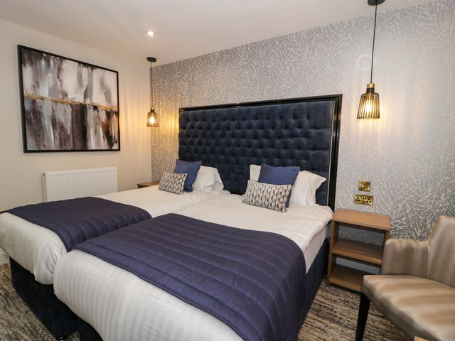 Twin Hotel Room - 1168208 - photo 2