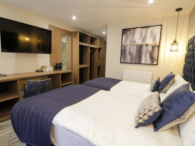 Twin Hotel Room - 1168208 - photo 5