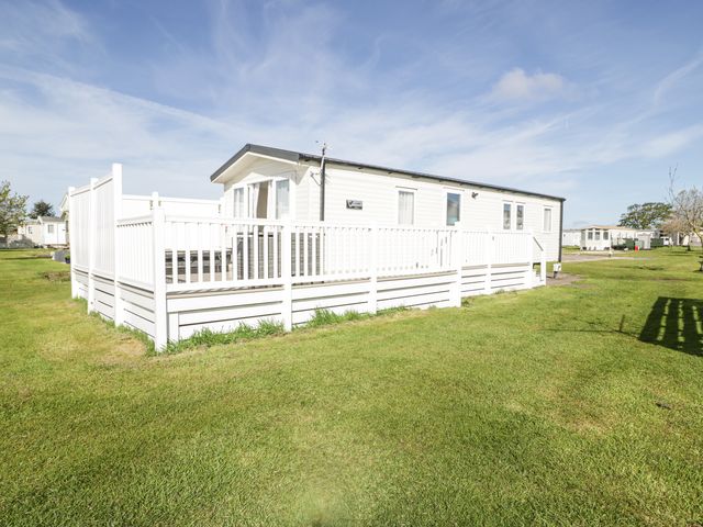 Manor House Platinum 3 Bedroom (16E) - 1168242 - photo 1 