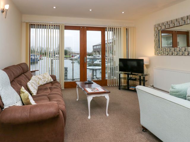 4 Teal House - 1168343 - photo 3