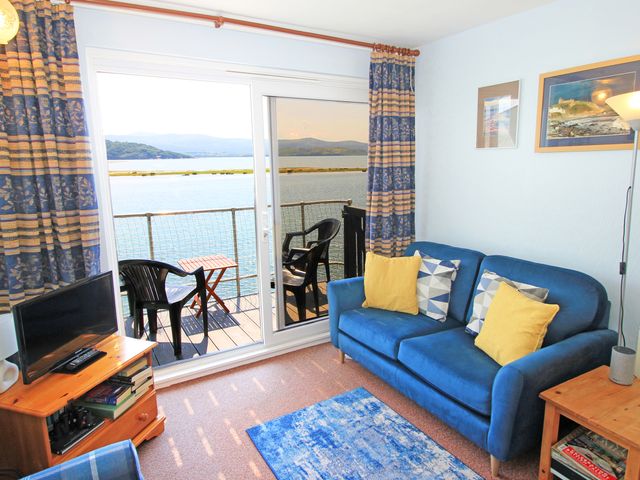 Harbour Flat - 12E South Snowdon Wharf - 1168834 - photo 2