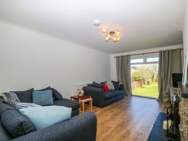 20 Gwelfor Estate - 1169122 - photo 5