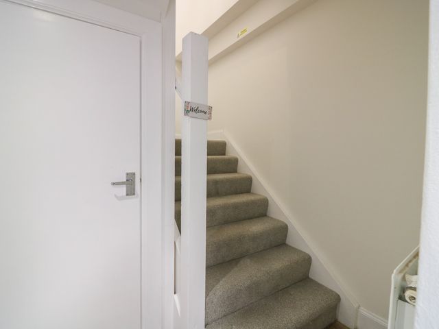 21A High Street - 1169350 - photo 3