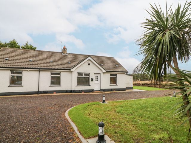 Benone Beach Cottage - 1169481 - photo 3