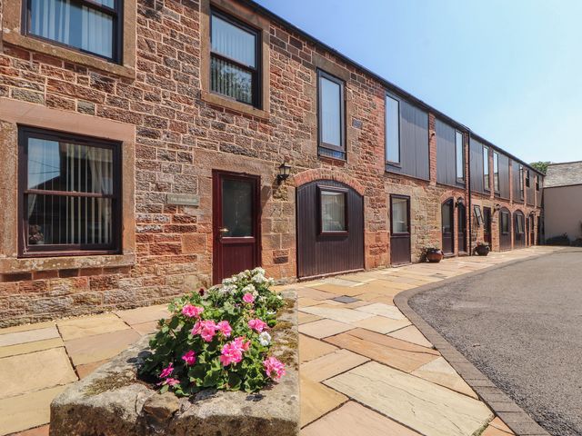 The Coach House - 1170003 - photo 2