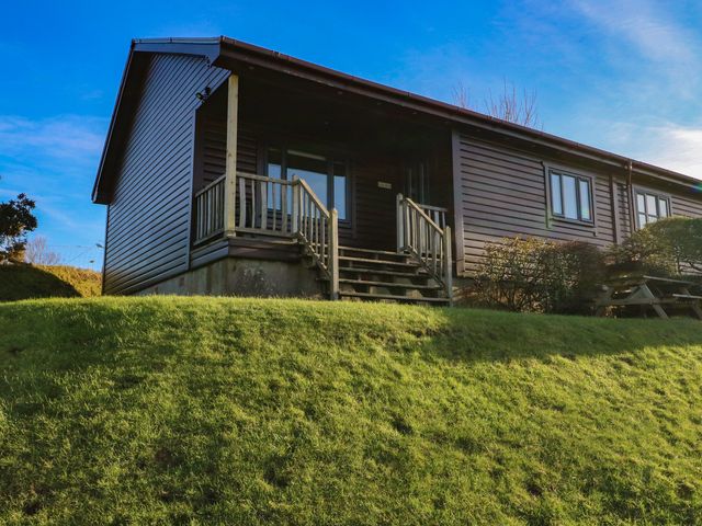 Glen Mhor Lodge - 1170298 - photo 1
