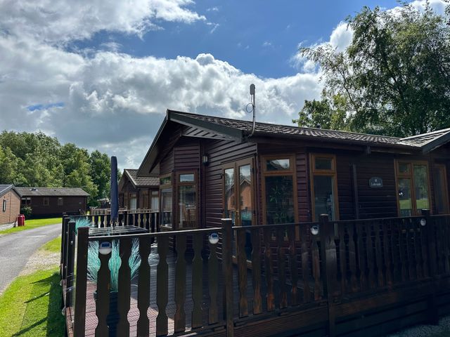 Lakeside 18 - 1170659 - photo 2