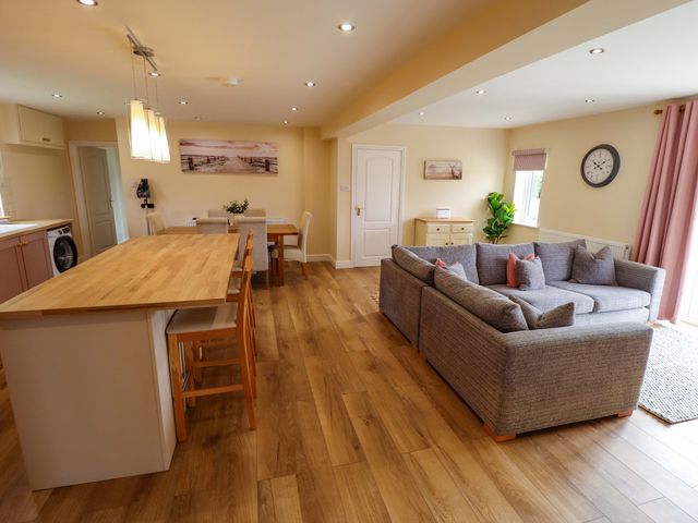 Denholme - 1170861 - photo 4