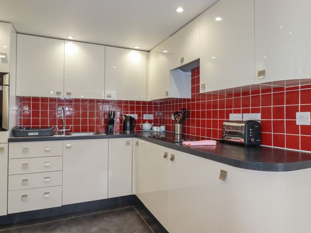 Obby Oss- Flat 1 - 1171952 - photo 5