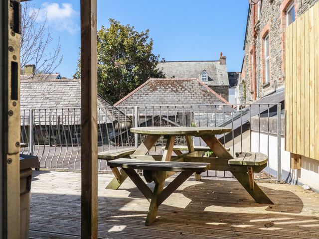 St Georges- Flat 2 - 1172037 - photo 2