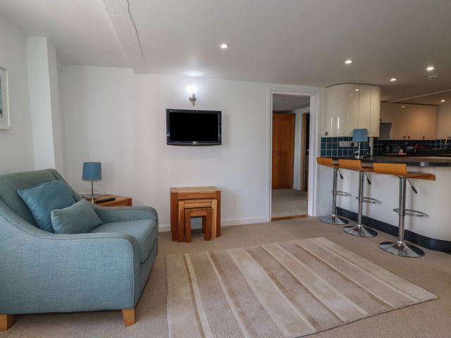 Prideaux- Flat 4 - 1172039 - photo 3