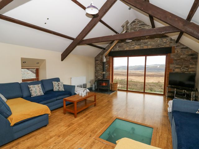Llwyngwinau Isaf Barn - 1172093 - photo 4