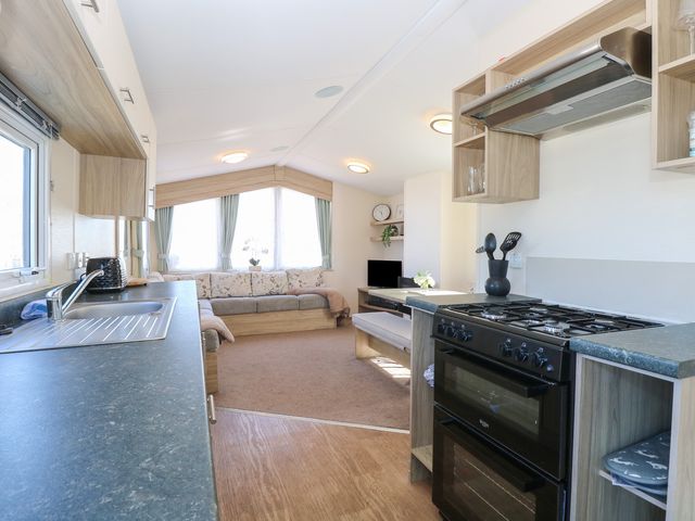 31B Foxburrow Hang - 1172136 - photo 1