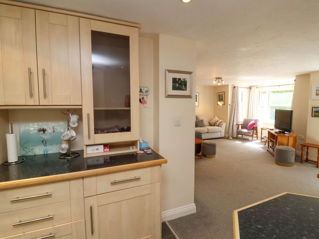 6 Wildersmouth Court Apartments - 1172180 - photo 5