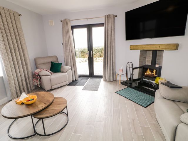 57 Doon Road - 1172300 - photo 3