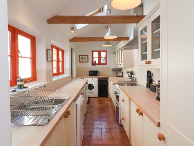 12 Alpha Place - 1172658 - photo 5