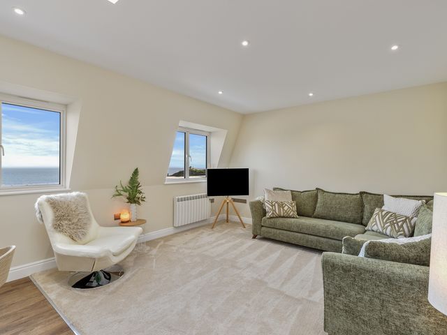No 10 Croft House - 1172690 - photo 3
