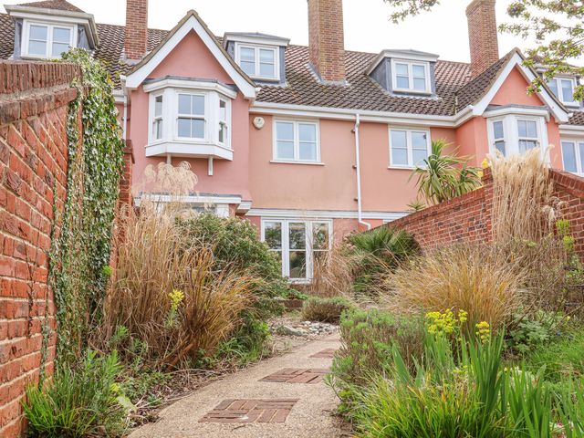 Sea Crest - 1172858 - photo 1