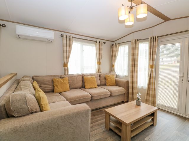 75 Foxburrow Hang - 1173143 - photo 1
