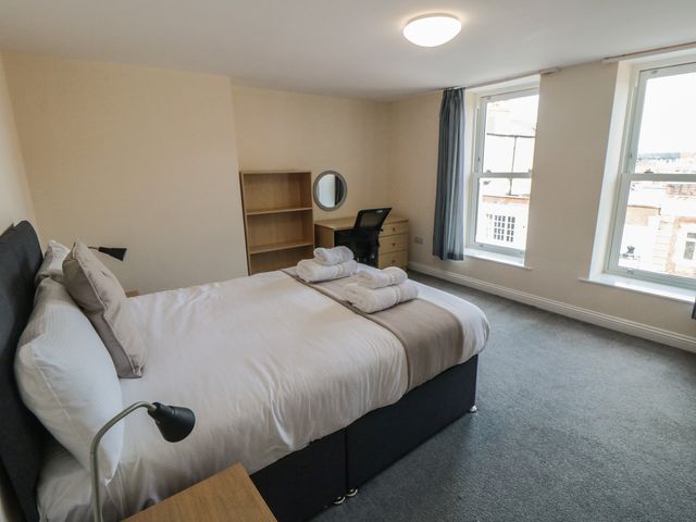 The Newborough Apartment 4 - 1173195 - photo 5
