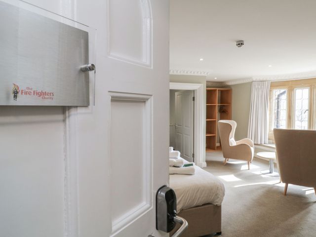 Harcombe House Rooms - First Floor King - 1173363 - photo 4